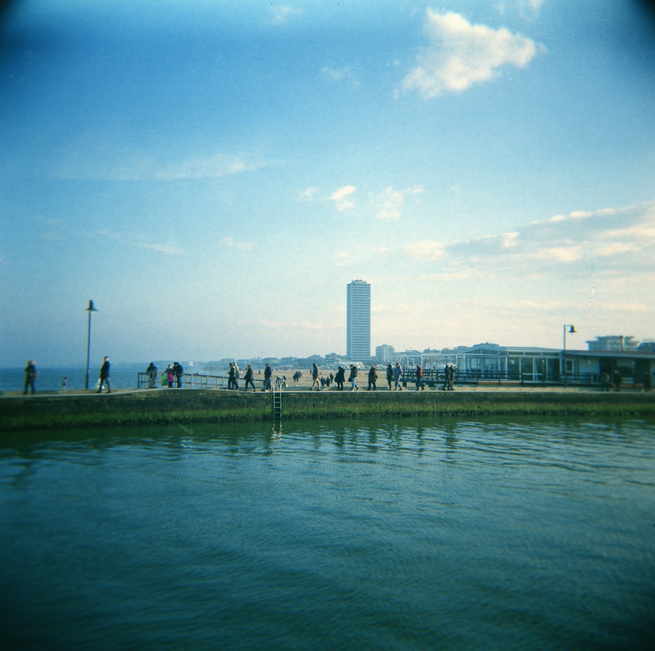 Holga GCFN | Lomography CN 400