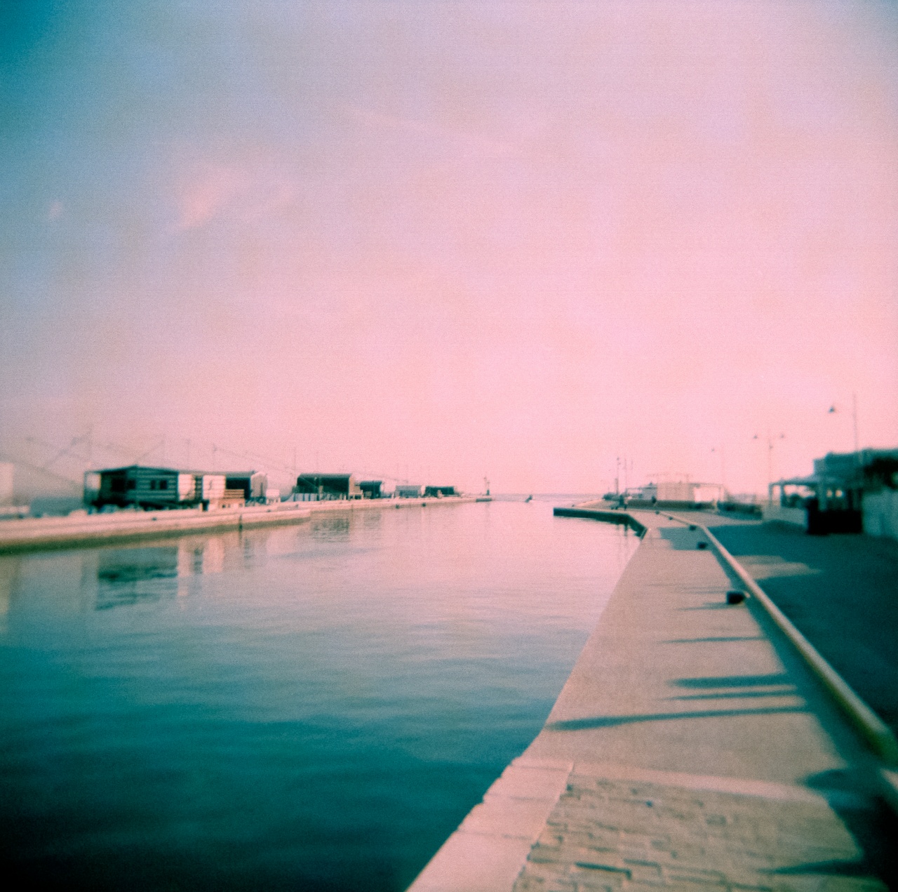 Holga GCFN | Lomography X-Pro Slide 200 [exp. 05/2018]