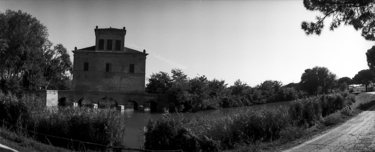 Zenit Horizon S3 Pro | Kodak 100TMX [exp. 07/2011]