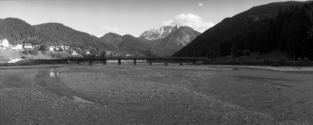 Zenit Horizon S3 Pro | Kodak 100TMX [exp. 07/2011]