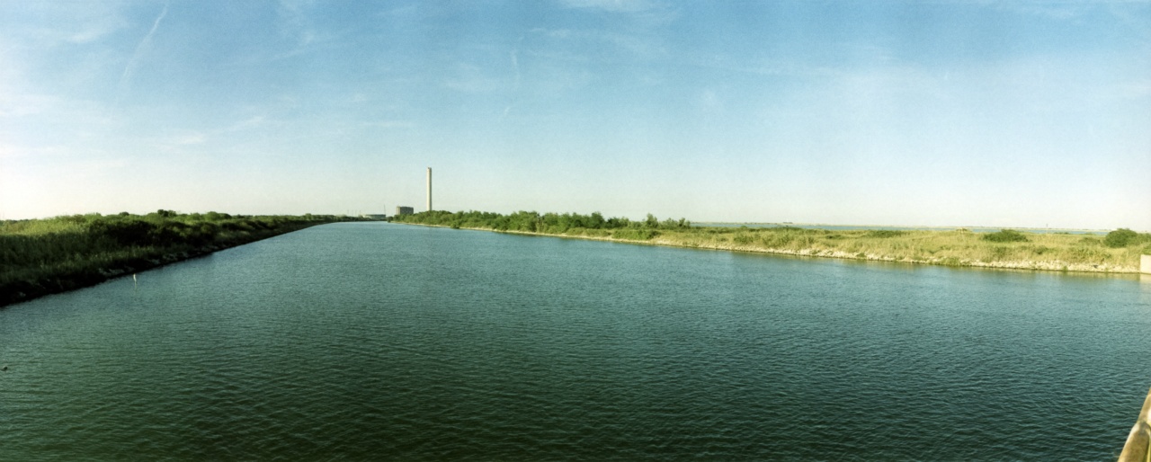 Zenit Horizon S3 Pro | Fujifilm Fujichrome Provia 100 X-Pro [exp. 05/2003]