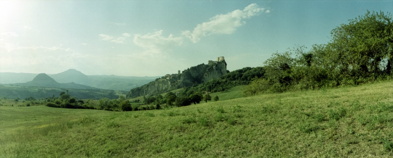 Zenit Horizon S3 Pro | Fujifilm Fujichrome Provia 100 X-Pro [exp. 05/2003]